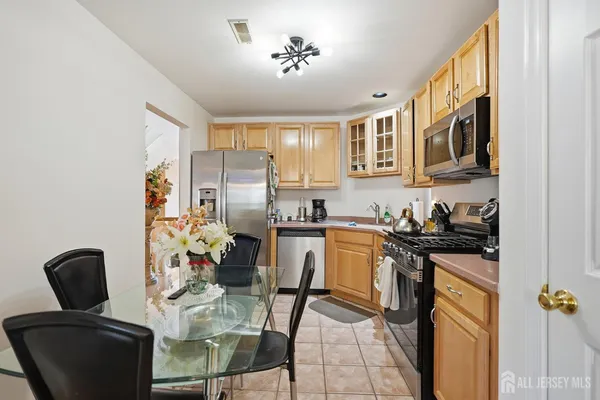 $575,000 | 14 Linda Court, South Amboy, NJ 08879