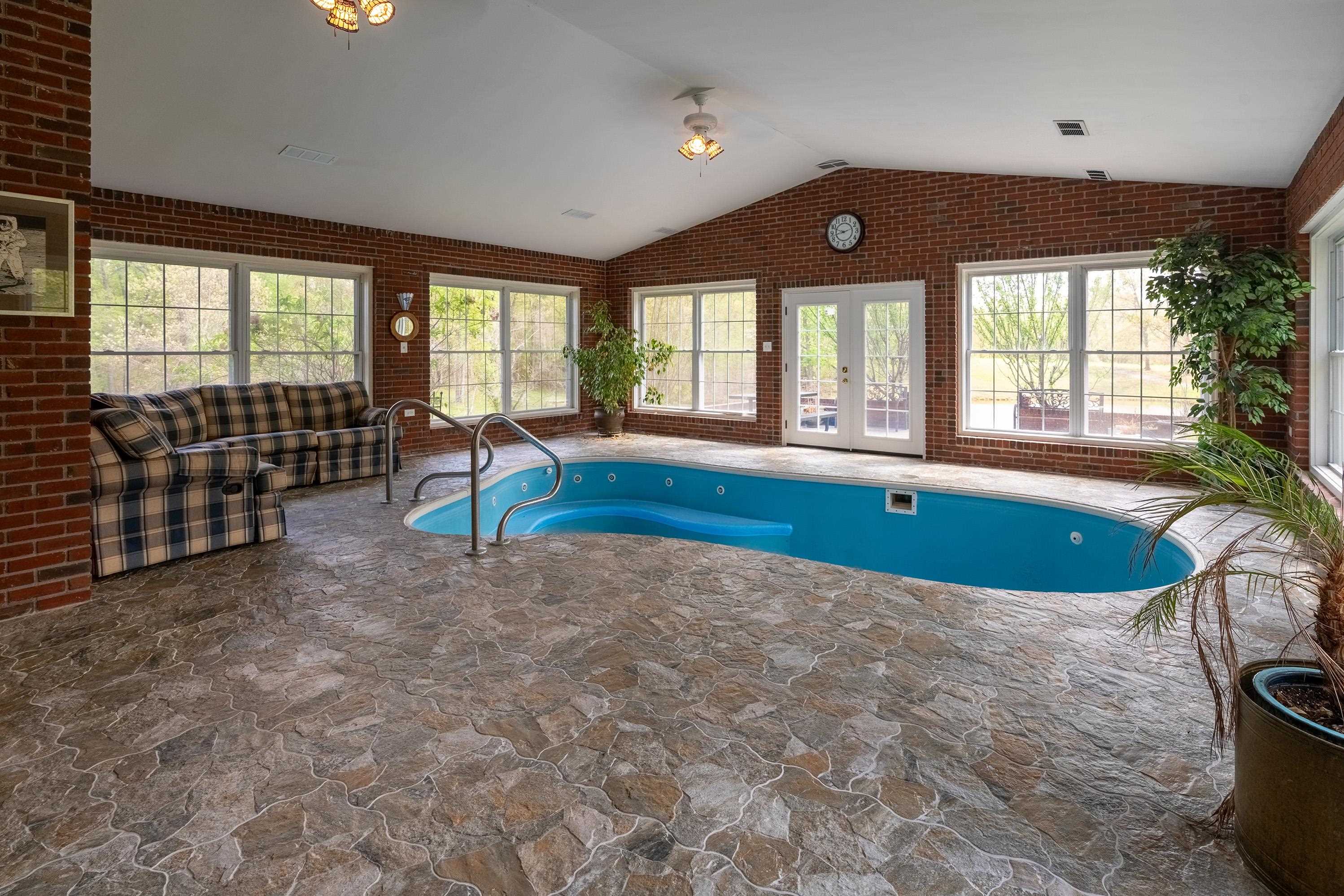 23107 Galatia Post Road Pittsburg, IL 62974 - Photo 23 of 79 Gallery Image 23