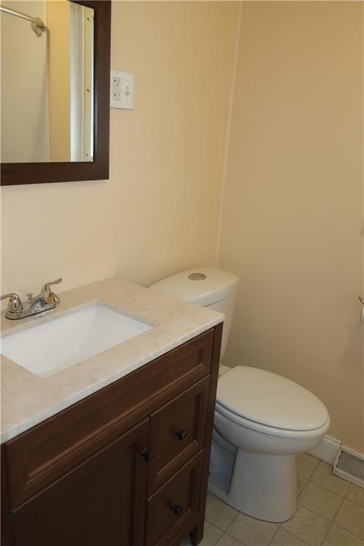 3039 Walton Road Finleyville, PA 15332 - Photo 4 of 10 Main floor full bath