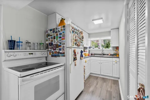 $625,000 | 57 1st Street, Fairfield, CT 06825