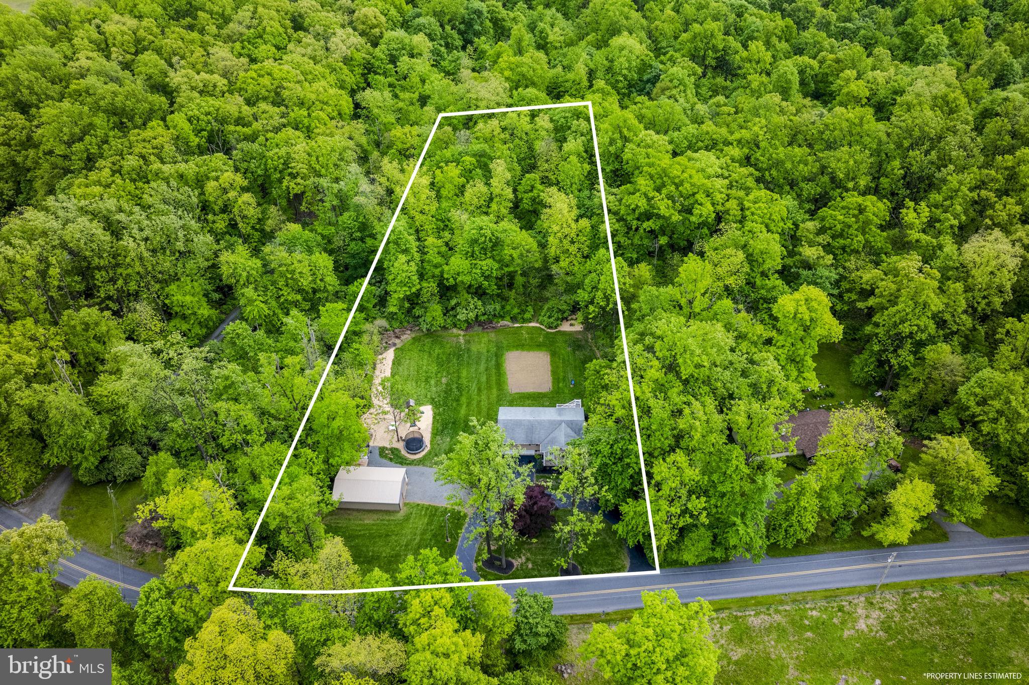 522 Yellow Hill Road Narvon, PA 17555 - Photo 2 of 61
