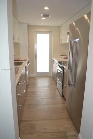 $3,000,000 | Key Biscayne, Key Biscayne, FL 33149