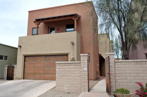 $2,350 | 381 East Calderwood Road, Tucson, AZ 85704