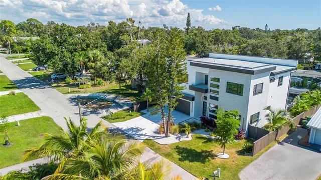 $2,295,000 | 2314 Prospect Street, Sarasota, FL 34239