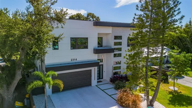 $2,295,000 | 2314 Prospect Street, Sarasota, FL 34239