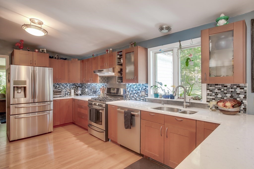 51 Rattlesnake Hill Road Andover, MA 01810 - Photo 11 of 30
