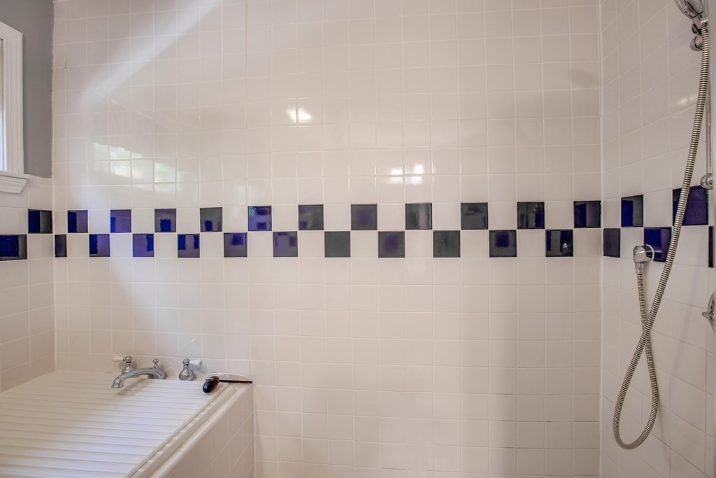 51 Rattlesnake Hill Road Andover, MA 01810 - Photo 26 of 30