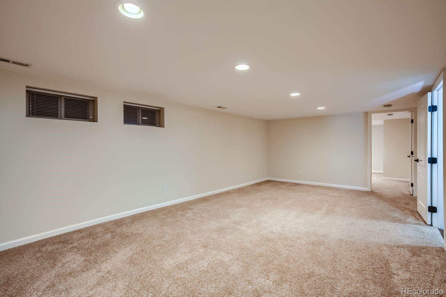 3183 Vaughn Street Aurora, CO 80011 - Photo 24 of 33