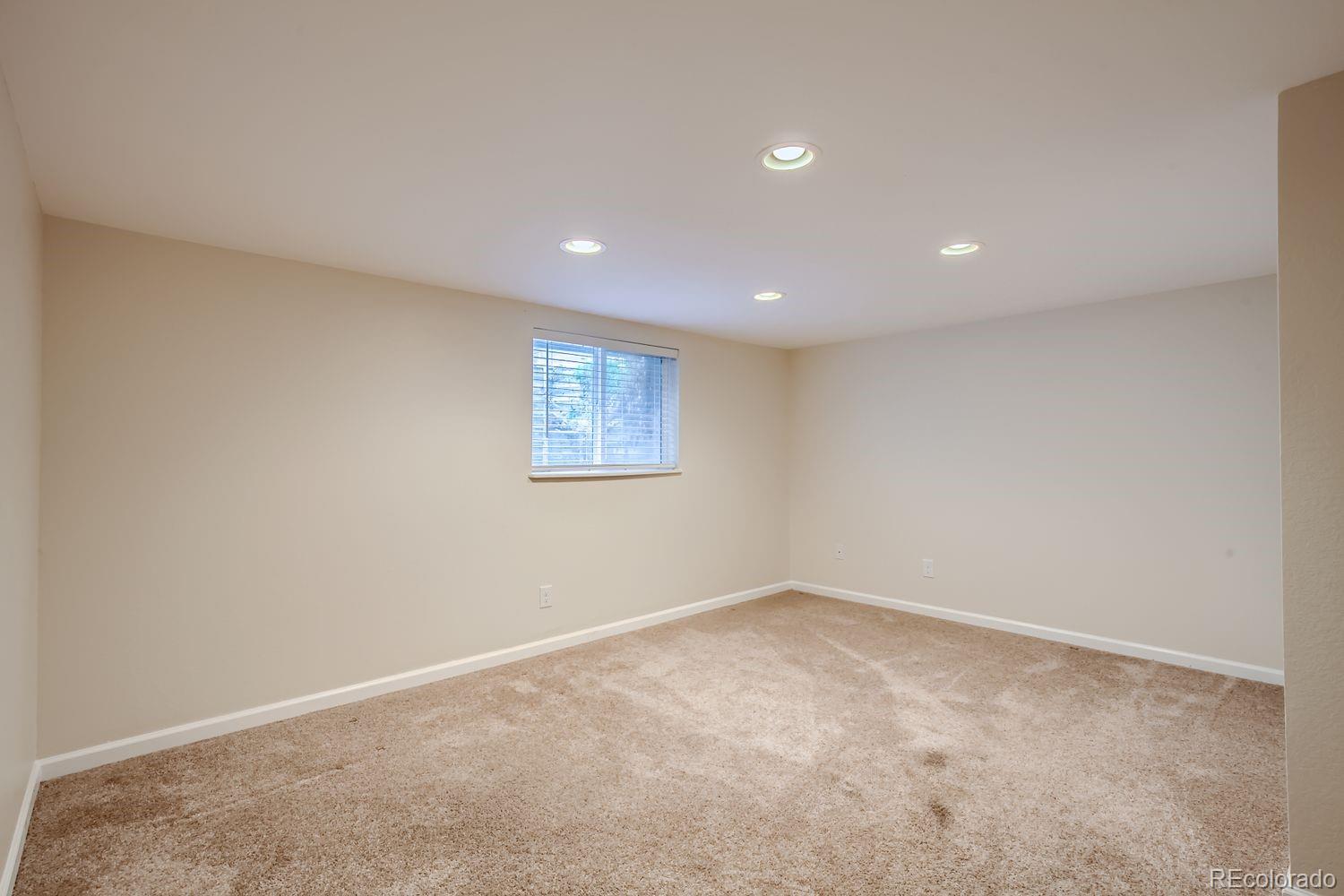 3183 Vaughn Street Aurora, CO 80011 - Photo 26 of 33