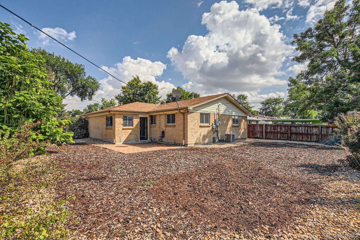 3183 Vaughn Street Aurora, CO 80011 - Photo 32 of 33