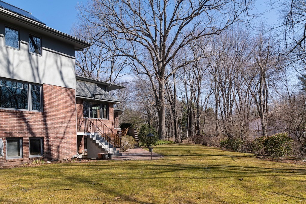 49 Solomon Pierce Road Lexington, MA 02420 - Photo 5 of 30