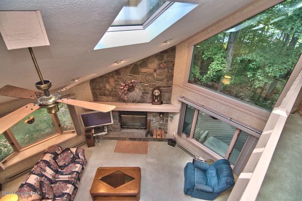 3220 Tall Timber Lake Road Pocono Pines, PA 18350 - Photo 16 of 27 Loft View