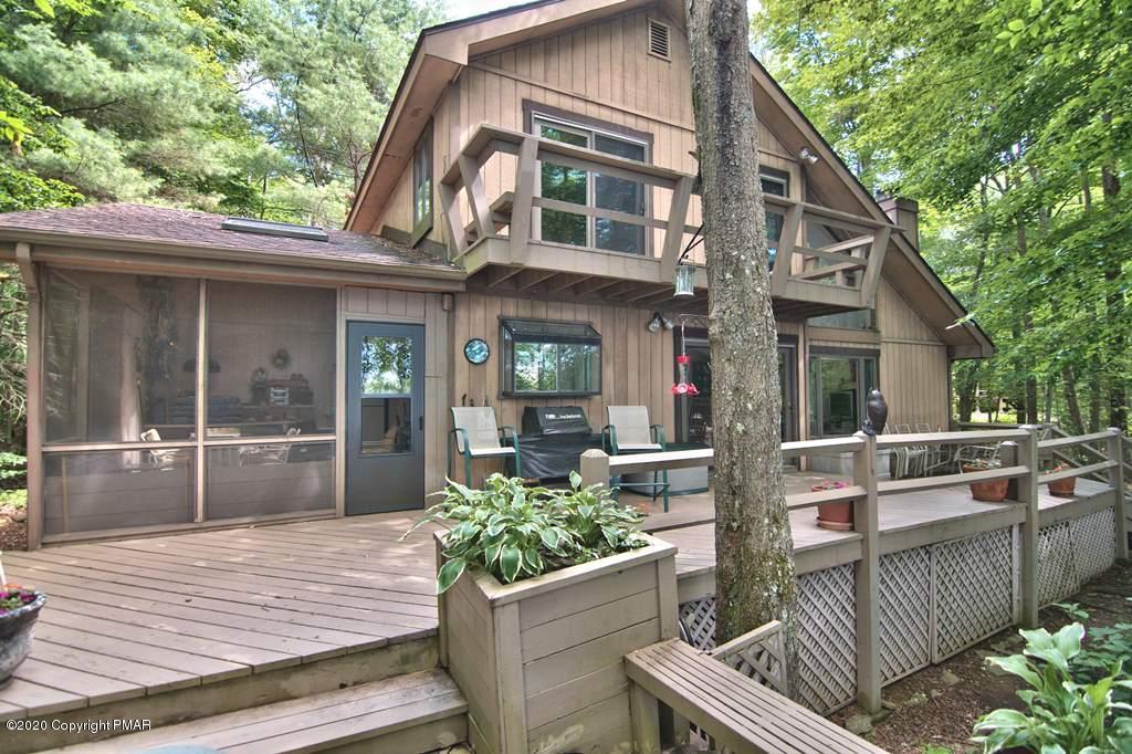 3220 Tall Timber Lake Road Pocono Pines, PA 18350 - Photo 22 of 27 Deck