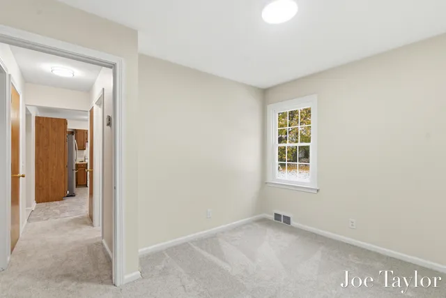 $247,000 | 809 Jenks Boulevard, Kalamazoo, MI 49006