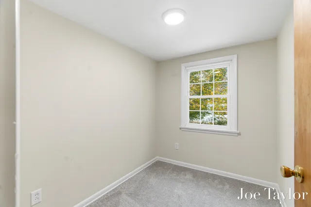 $247,000 | 809 Jenks Boulevard, Kalamazoo, MI 49006