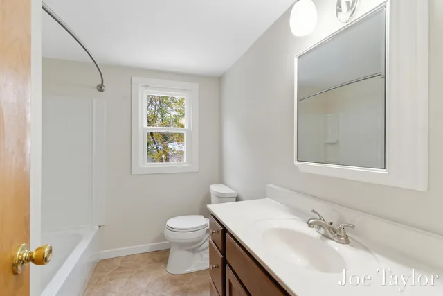 $247,000 | 809 Jenks Boulevard, Kalamazoo, MI 49006