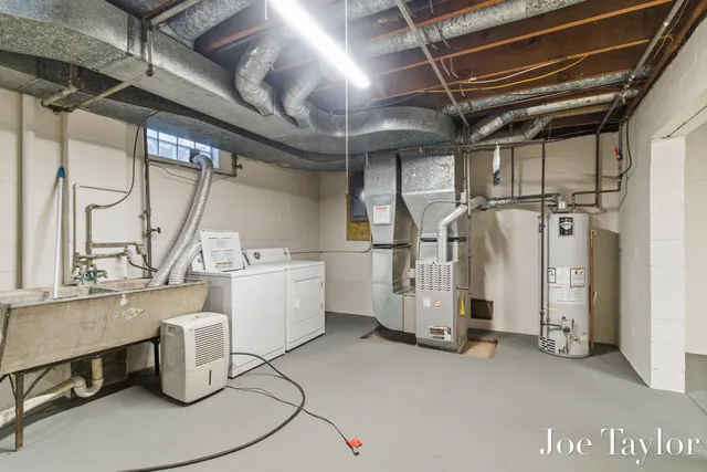 $247,000 | 809 Jenks Boulevard, Kalamazoo, MI 49006