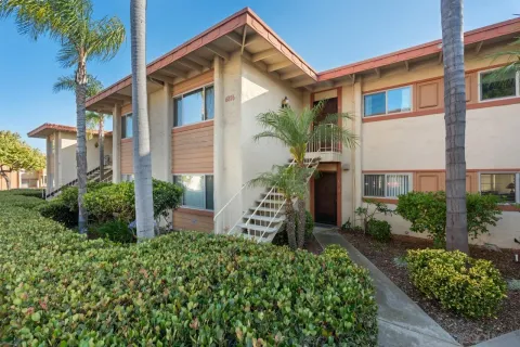 $490,000 | 6876 Hyde Park Drive, Unit G, San Diego, CA 92119