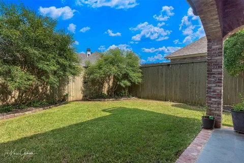 $925,000 | 211 Hollybrook Drive, Shreveport, LA 71106