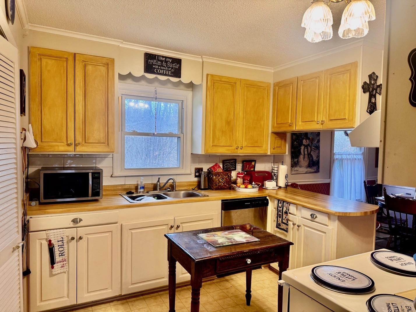 100 Reedy Street Roebuck, SC 29376 - Photo 12 of 23