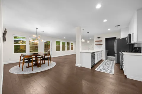 $500,000 | 823 Walnut Creek Drive, Austin, TX 78753