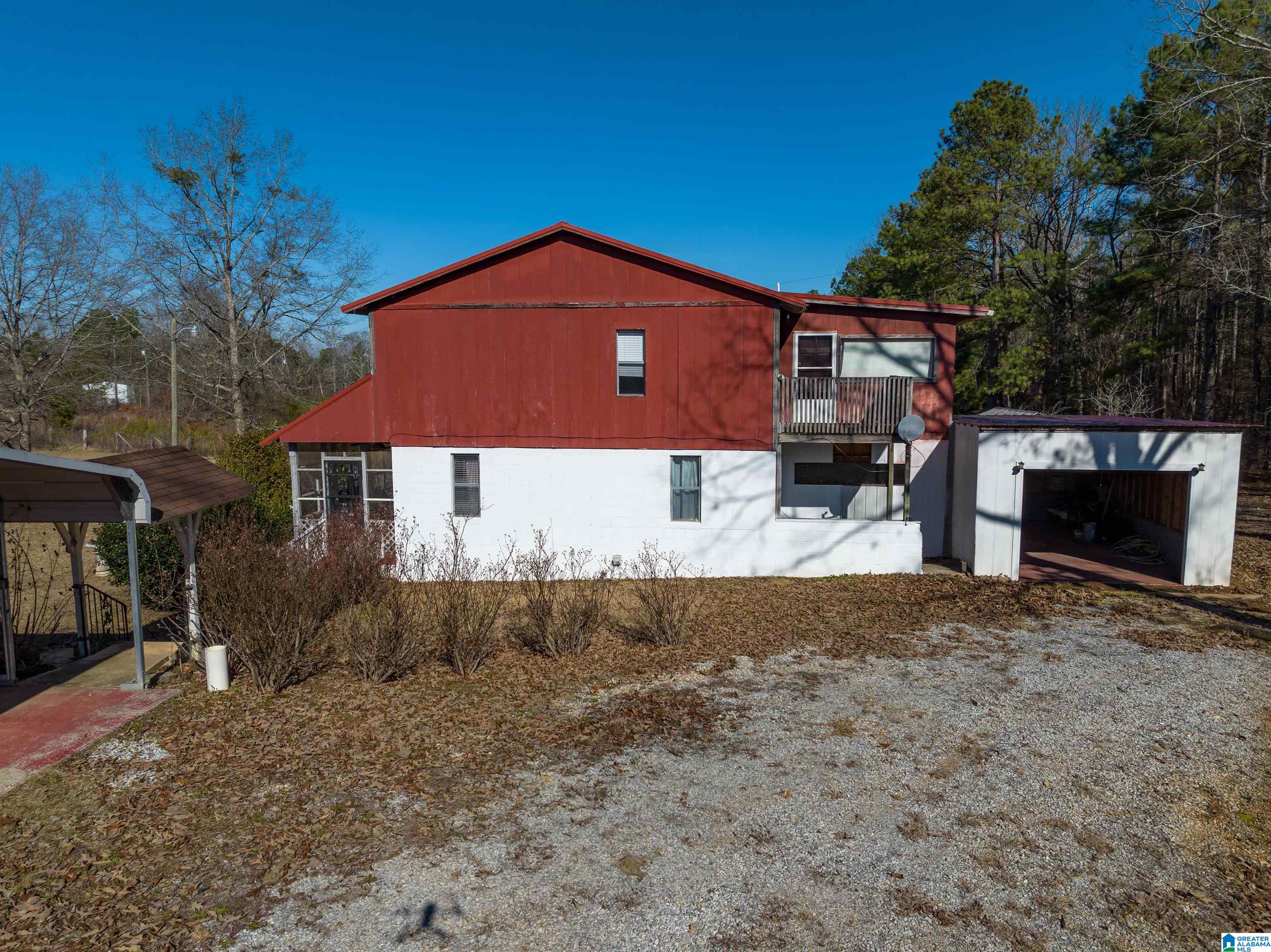 242 Strong Road Talladega, AL 35160 - Photo 10 of 51