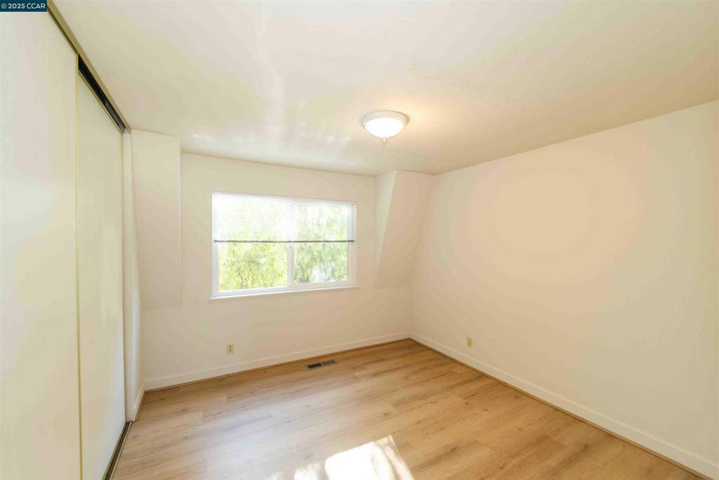 4811 Appian Way El Sobrante, CA 94803 - Photo 14 of 23