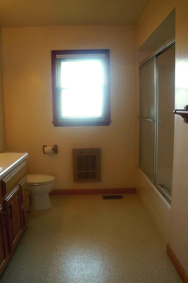 2336 North Hartstrait Road Bloomington, IN 47404 - Photo 12 of 29