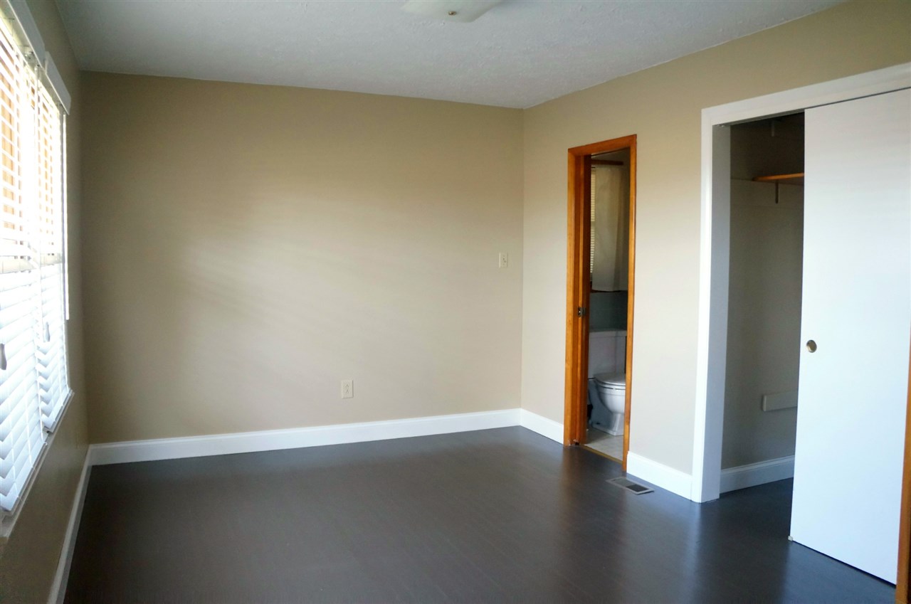 2336 North Hartstrait Road Bloomington, IN 47404 - Photo 13 of 29