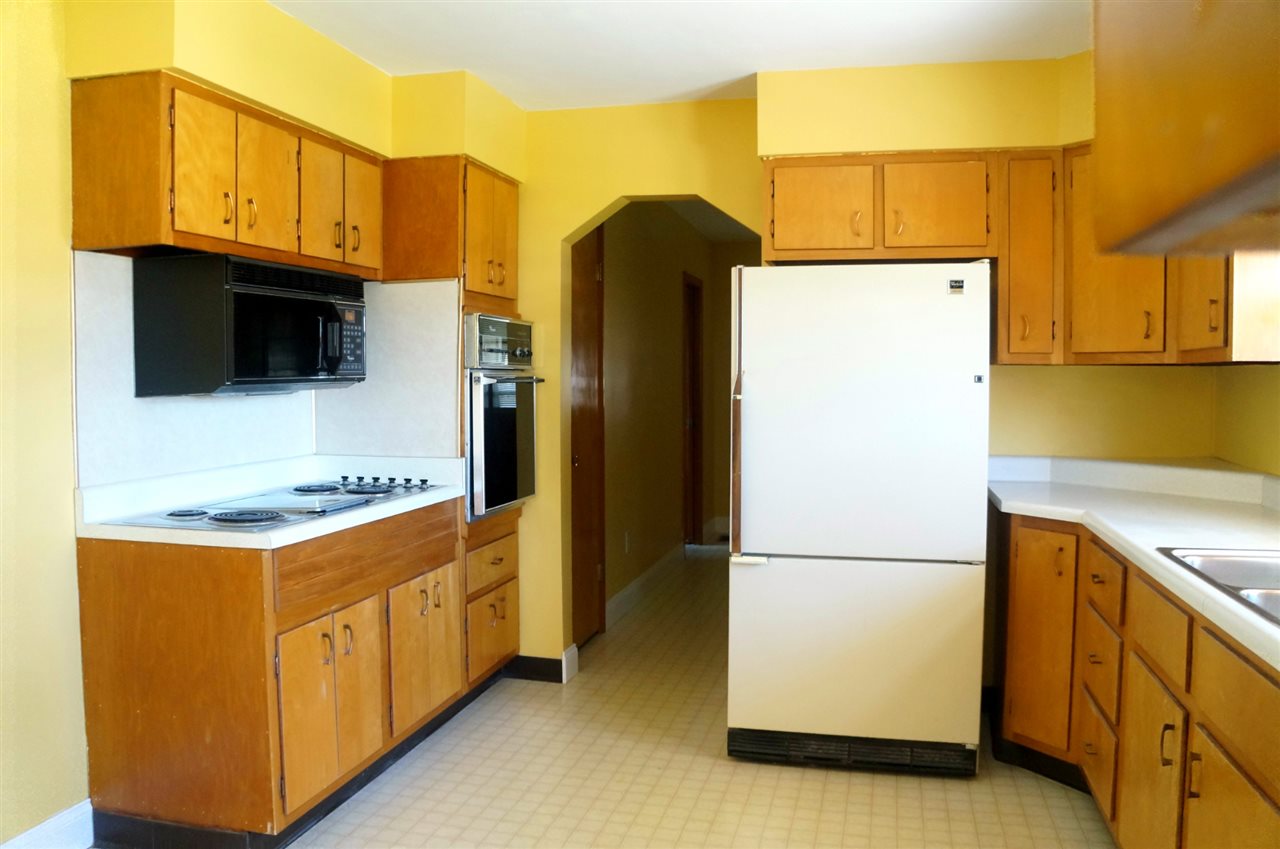 2336 North Hartstrait Road Bloomington, IN 47404 - Photo 7 of 29
