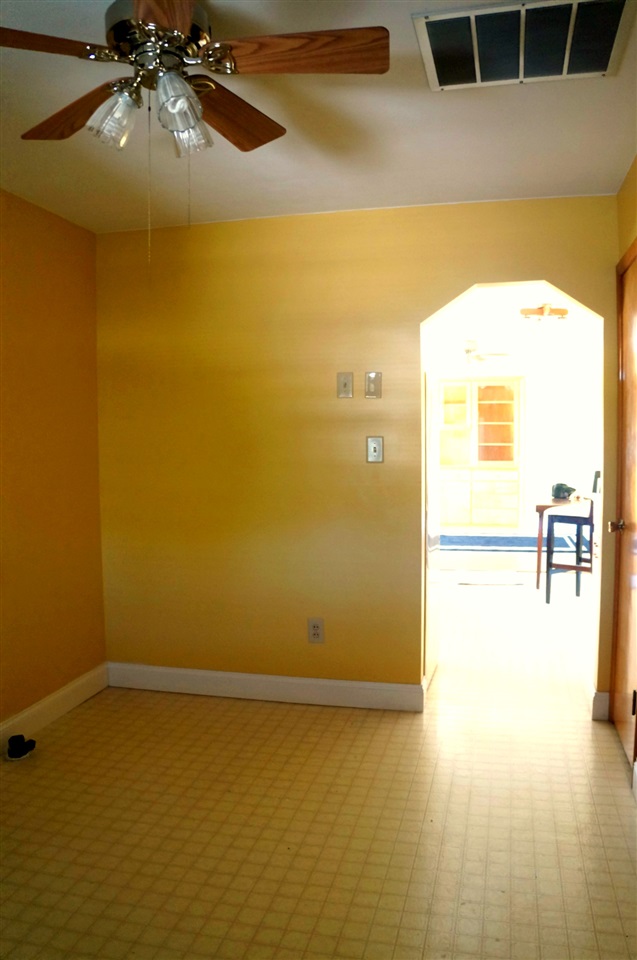 2336 North Hartstrait Road Bloomington, IN 47404 - Photo 9 of 29