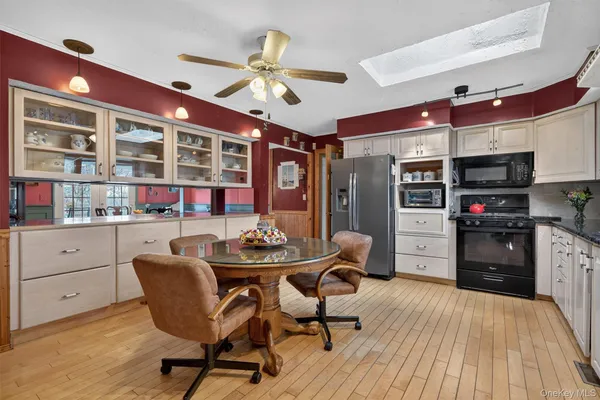 $424,998 | 63 Ryerson Road, New Hampton, NY 10958