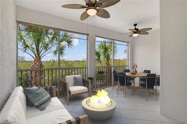 $499,900 | 4655 Hawks Nest Way, Unit 202, Naples, FL 34114