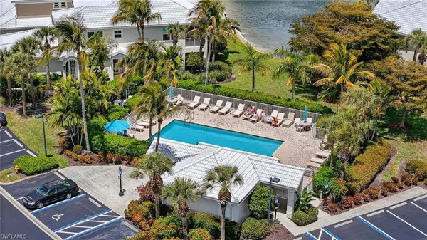 $499,900 | 4655 Hawks Nest Way, Unit 202, Naples, FL 34114