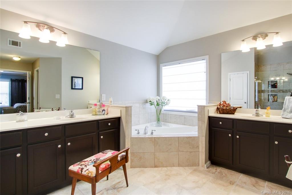 10621 Greenhead View Road Charlotte, NC 28262 - Photo 17 of 23 Gallery Image 17