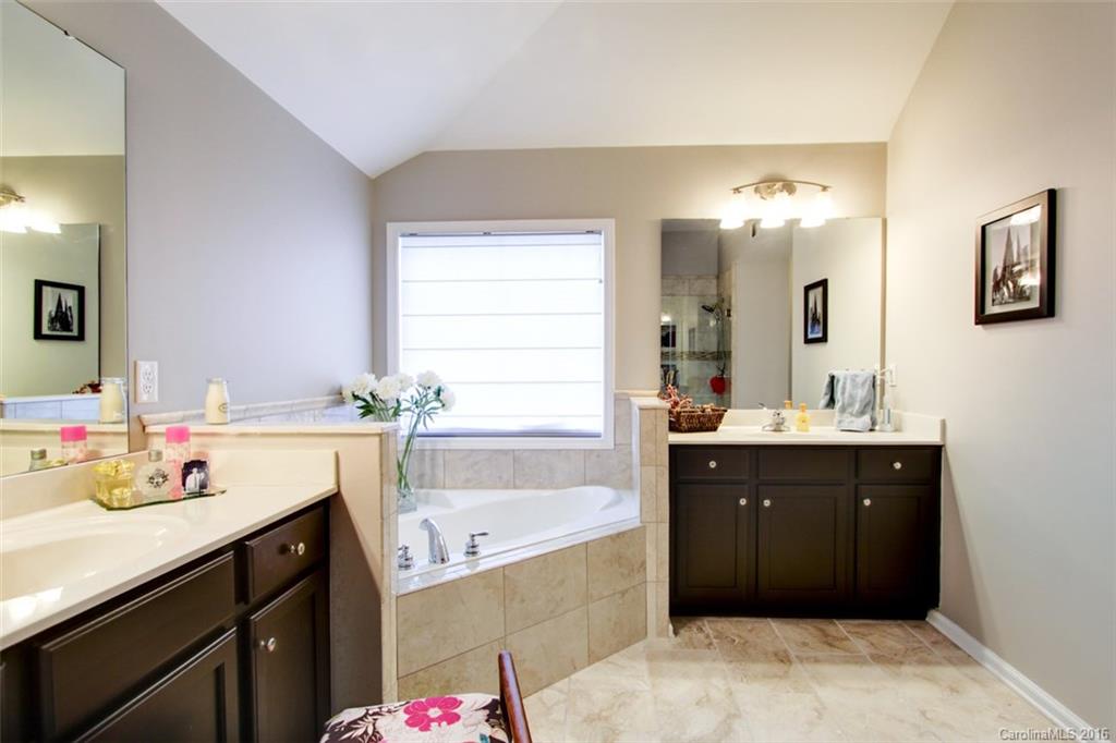 10621 Greenhead View Road Charlotte, NC 28262 - Photo 18 of 23 Gallery Image 18