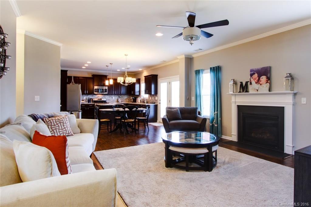 10621 Greenhead View Road Charlotte, NC 28262 - Photo 8 of 23 Gallery Image 8