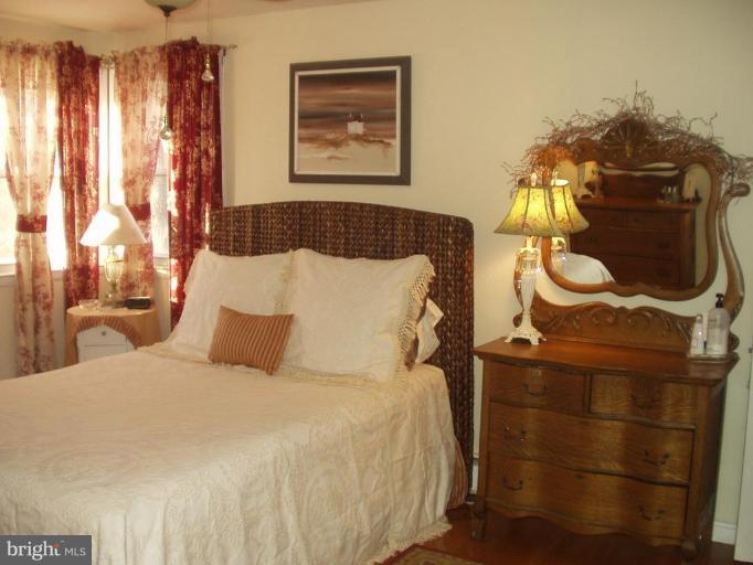 2106 Reuter Road Lutherville-Timonium, MD 21093 - Photo 2 of 10 Bedroom