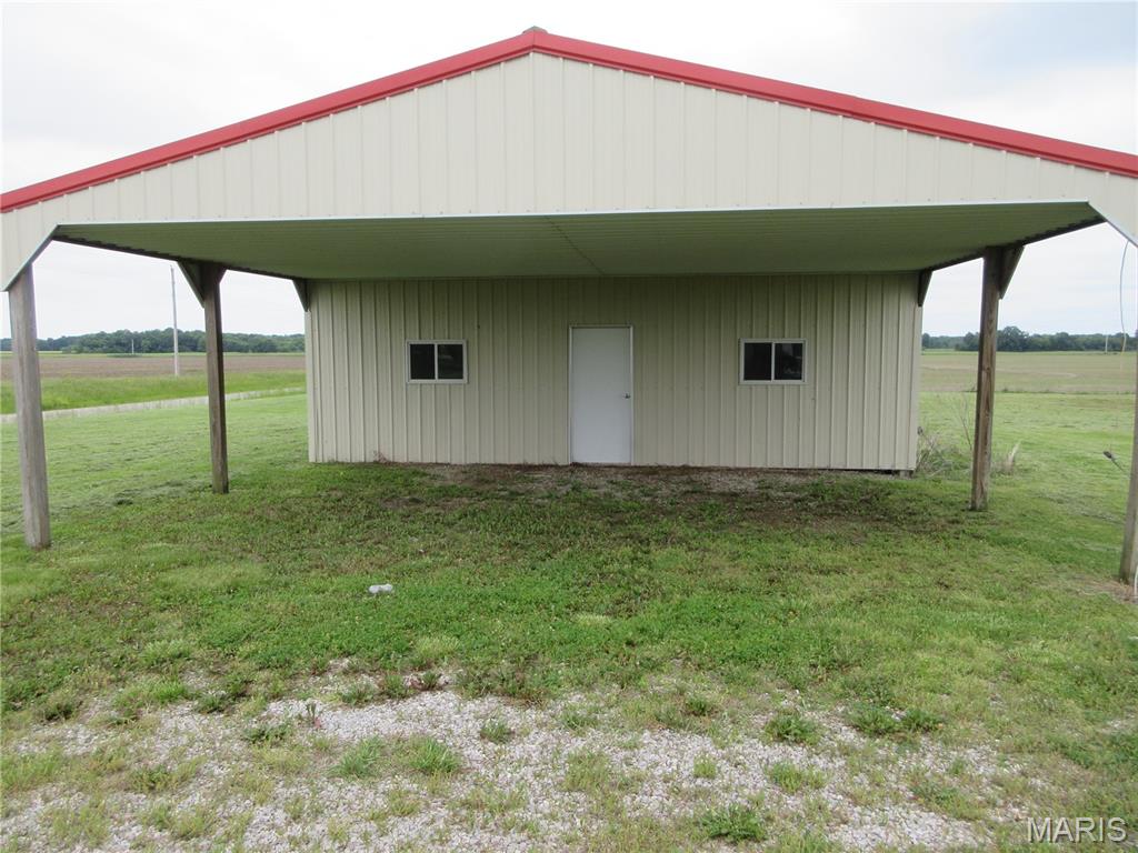 7080 Bee Branch Road Iuka, IL 62849 - Photo 36 of 40
