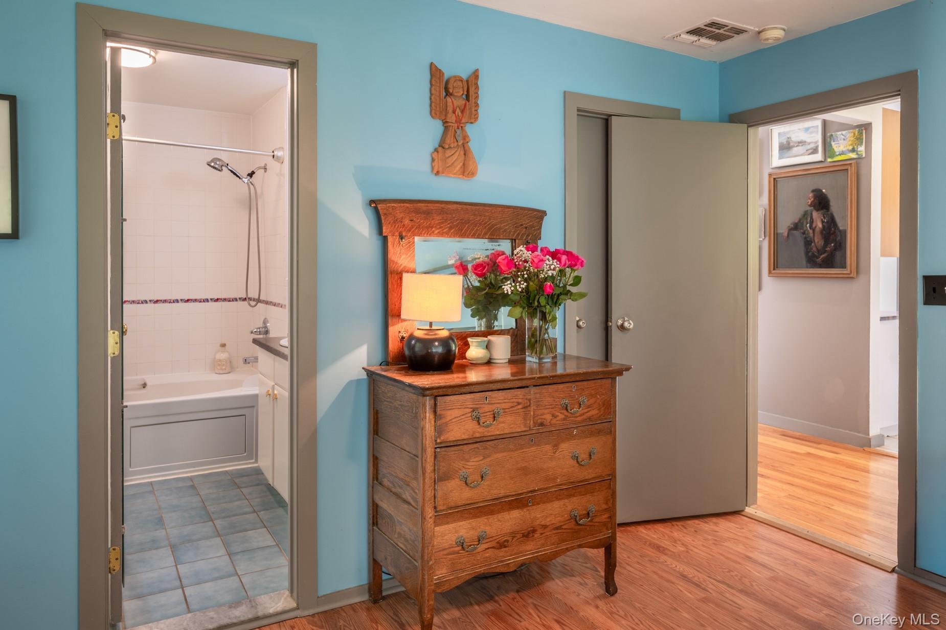35 Hickory Hill Road Tappan, NY 10983 - Photo 19 of 27