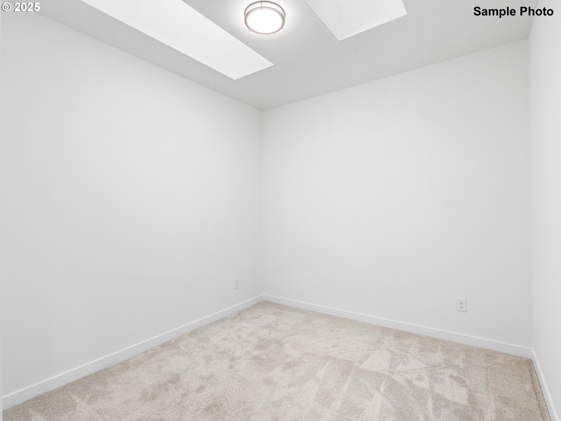 3839 North Willis Boulevard, Unit 2 Portland, OR 97217 - Photo 9 of 12