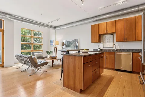 $369,500 | 2840 Bryant Avenue South, Unit E303, Minneapolis, MN 55408