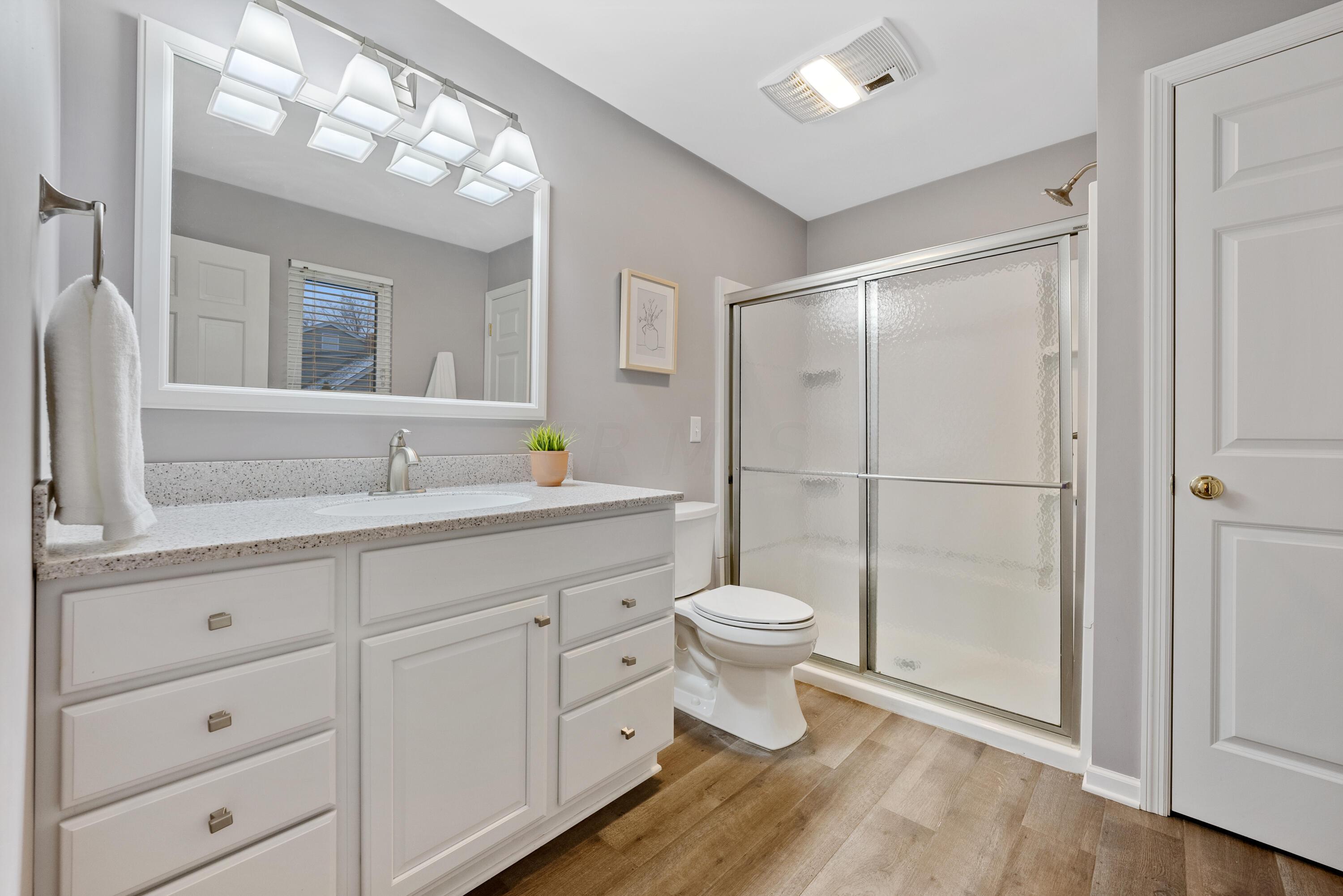 2574 Chartwell Road Columbus, OH 43220 - Photo 24 of 42 DSC07596