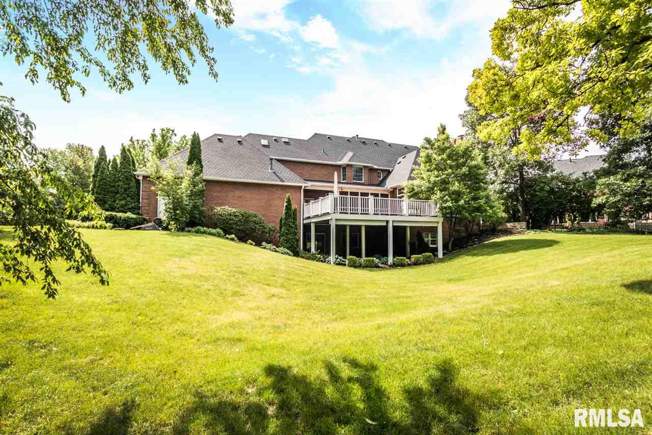 98 Diamond Point Morton, IL 61550 - Photo 33 of 36