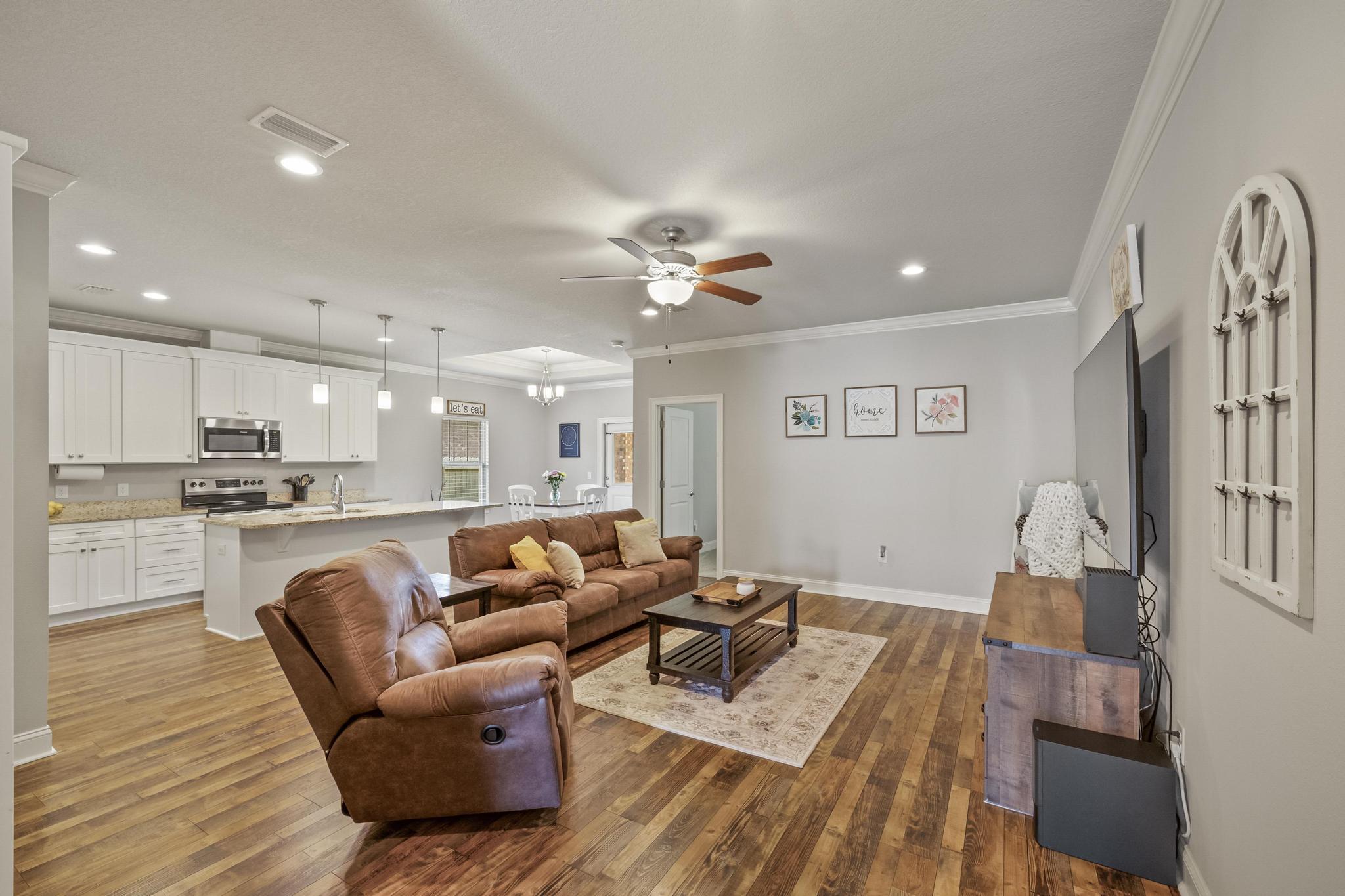 2755 Noah Jordan Road Navarre, FL 32566 - Photo 13 of 36 Gallery Image 13