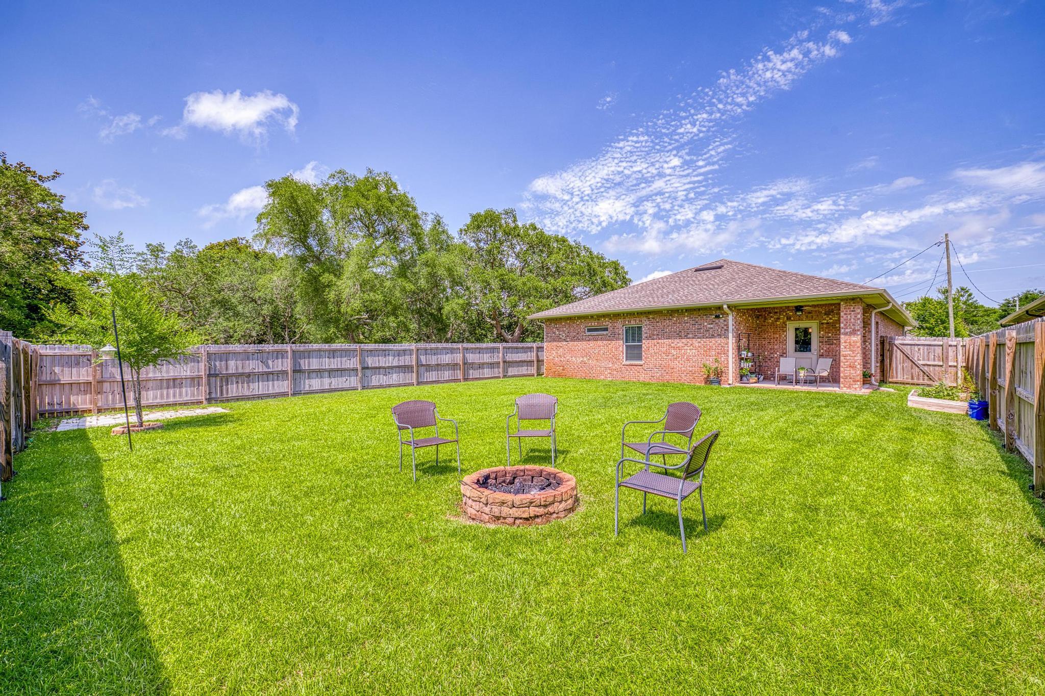 2755 Noah Jordan Road Navarre, FL 32566 - Photo 31 of 36 Gallery Image 31