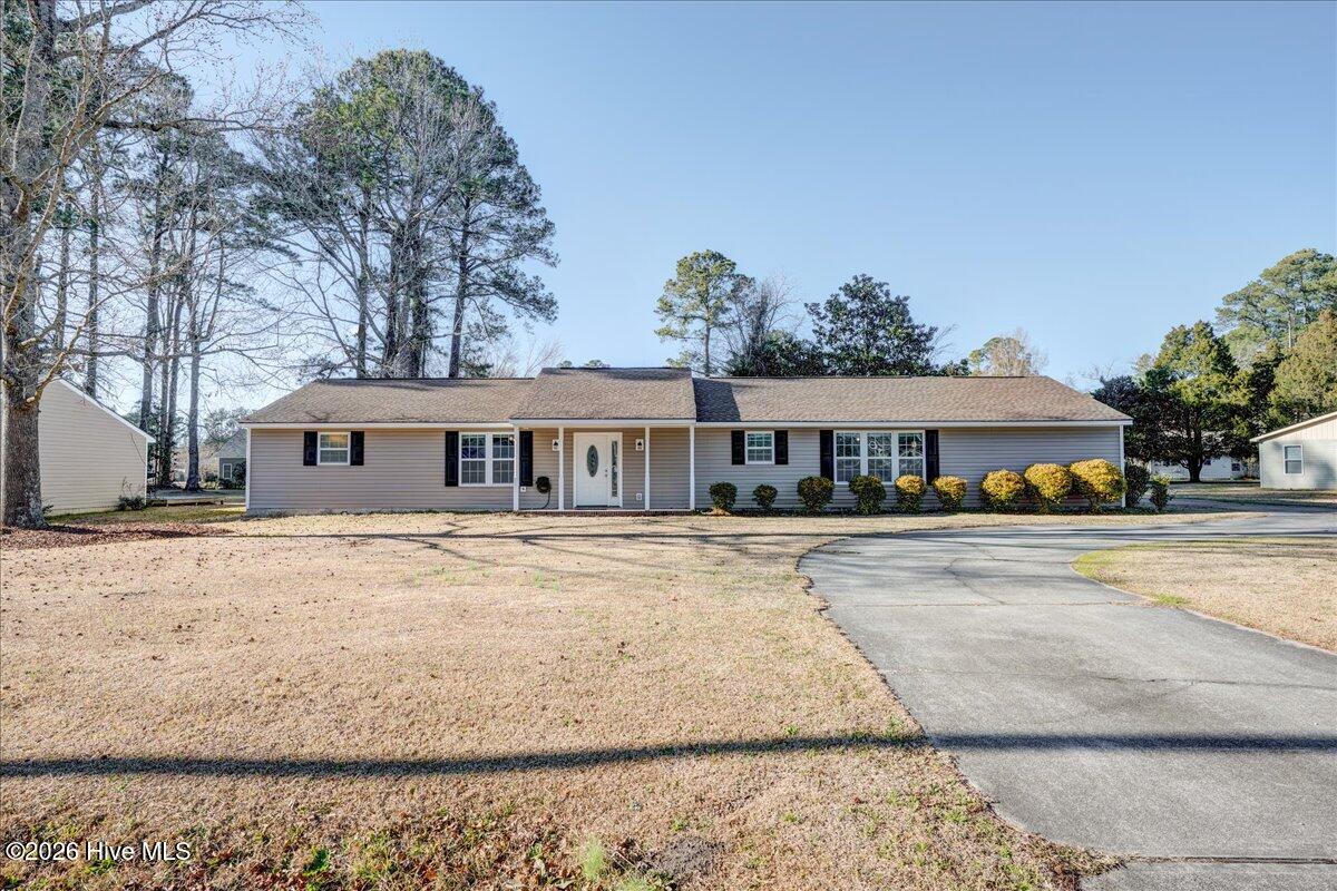 402 Swiss Road New Bern, NC 28560 - Photo 2 of 36 2