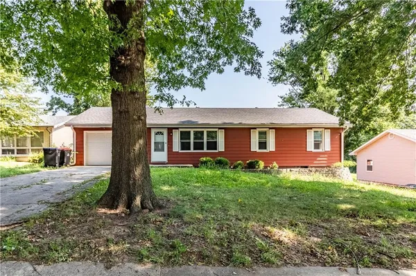 $205,000 | 403 Benjamin Drive, Warrensburg, MO 64093