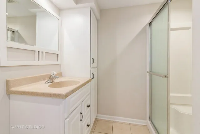 $529,000 | 915 East Chicago Avenue, Naperville, IL 60540