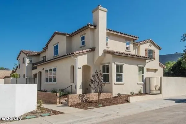 $3,950 | 32 Secret Hollow Lane, Newbury Park, CA 91320